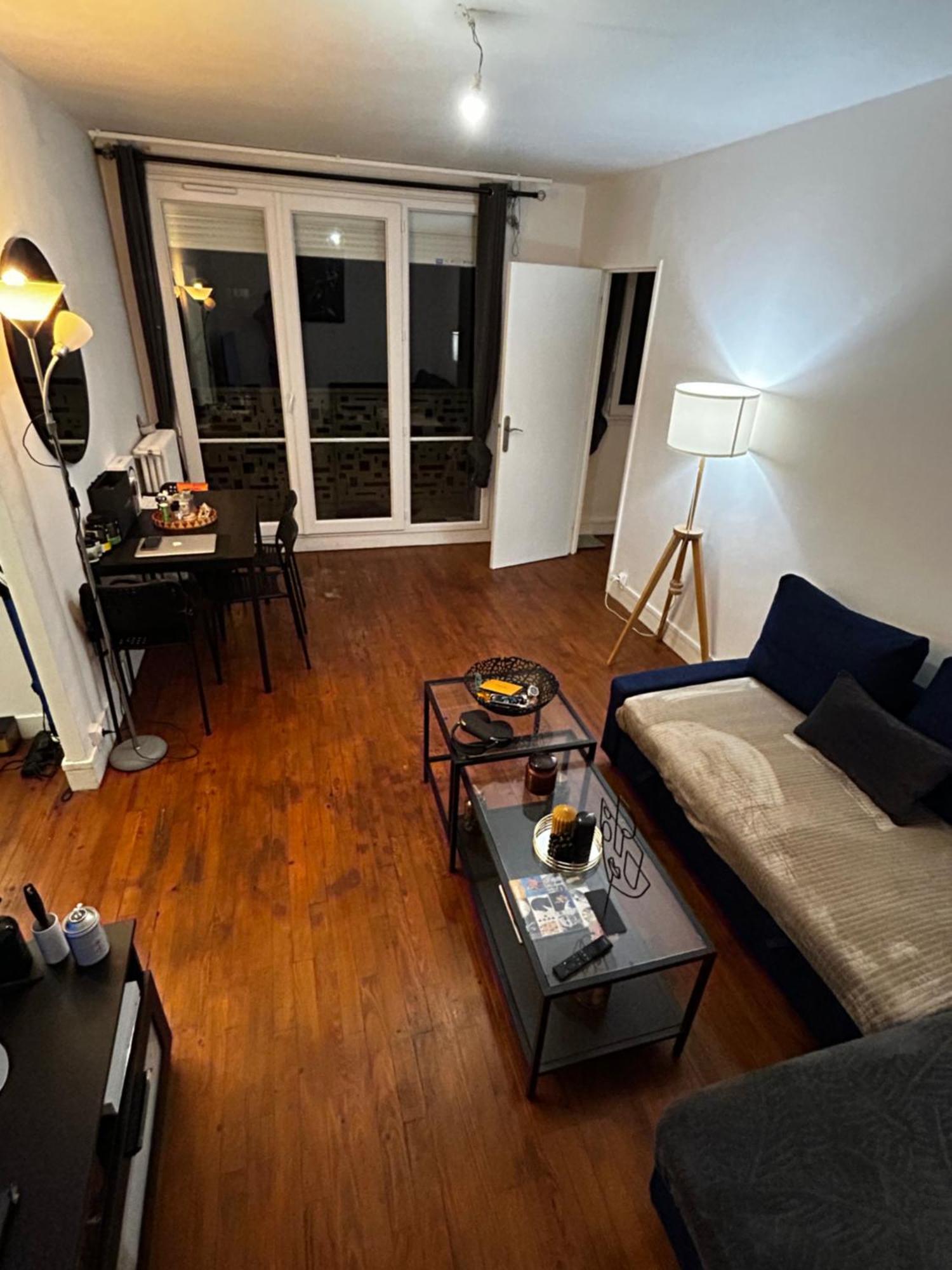Appartement Meuble Tres Bien Situe Булонь-Бийанкур Экстерьер фото