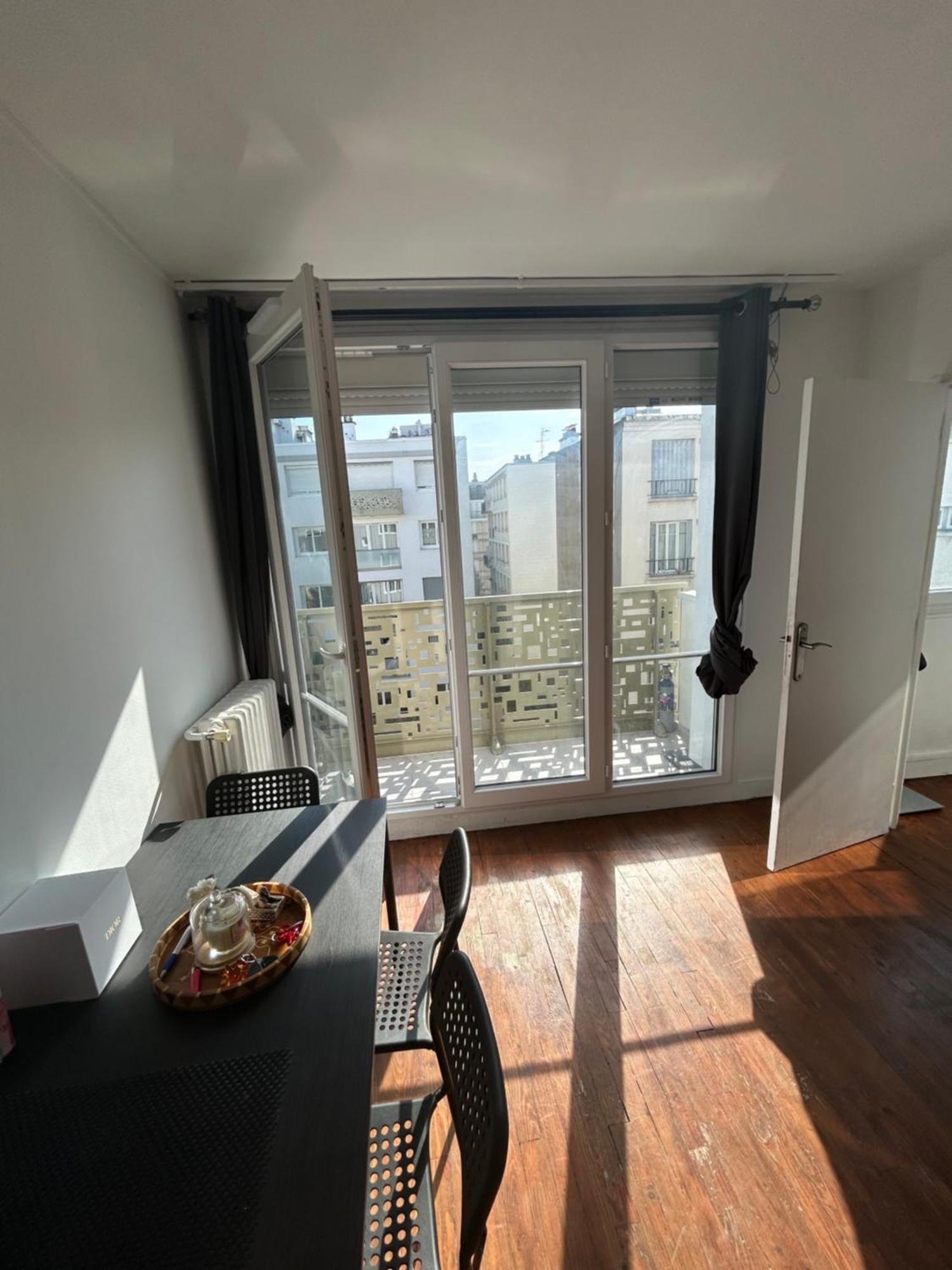 Appartement Meuble Tres Bien Situe Булонь-Бийанкур Экстерьер фото